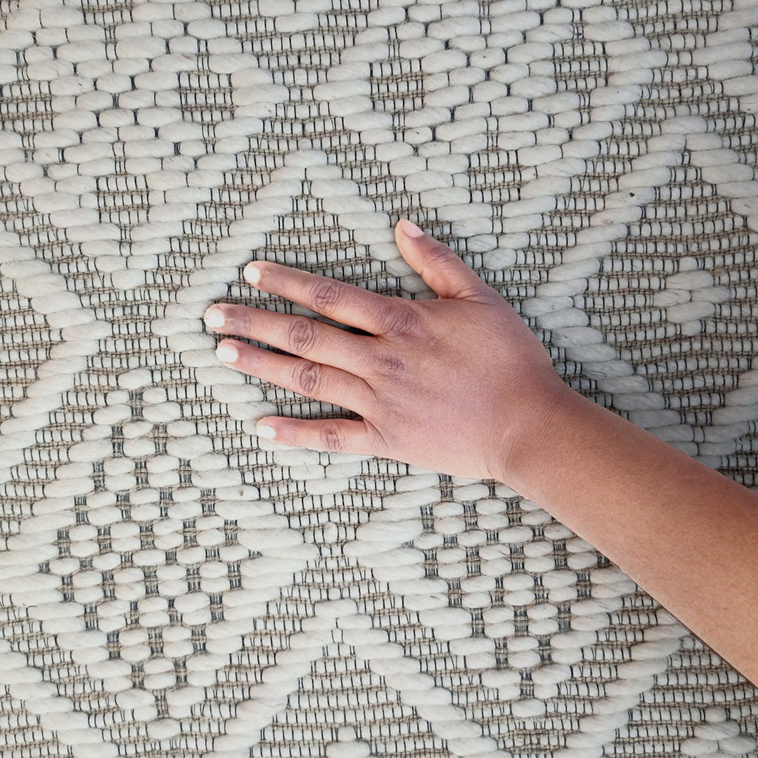 Elegant MRIC Studio Flat Weave Carpet for Home